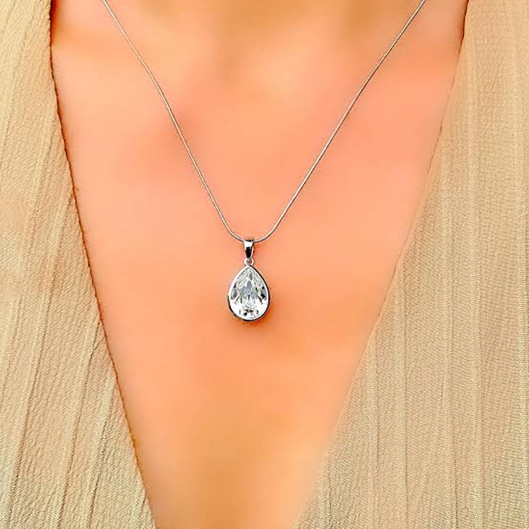Bellia Solitaire Teardrop Pendant Necklace – Silver Crystal Minimal Necklace