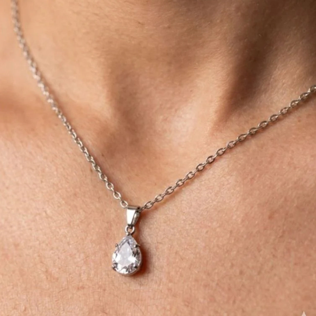 Bellia Solitaire Teardrop Pendant Necklace – Silver Crystal Minimal Necklace