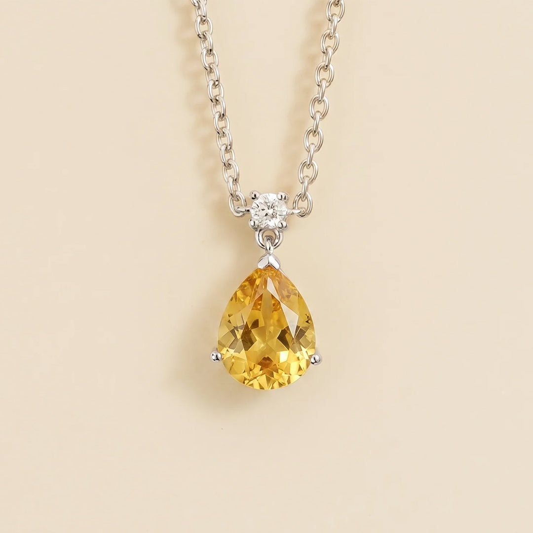 Bellia Golden Teardrop Pendant Necklace – Minimal Crystal Charm Necklace